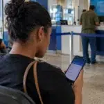 Conta encerrada, consumer rights, lawyer — Banco encerrou sua conta e reteve o saldo: como recuperar seu dinheiro?
