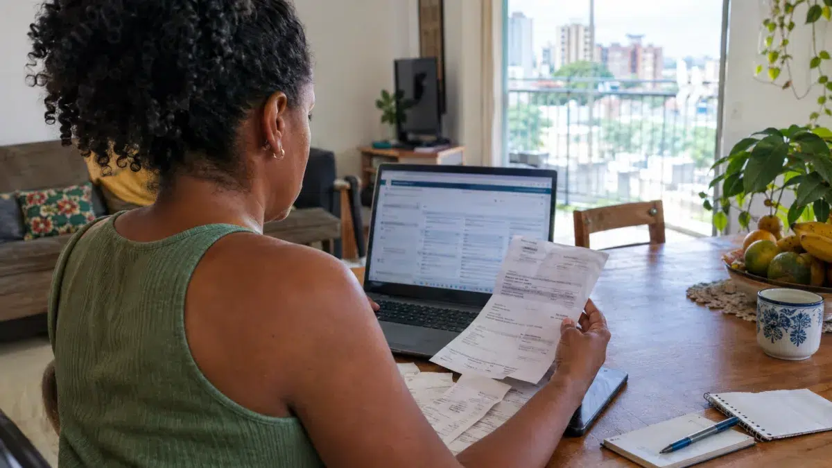 empréstimo quitado, consumer rights, legal documents — Empréstimo quitado continua sendo cobrado: como provar o pagamento e exigir a co