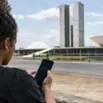Falso investimento, high court, scales of justice — Golpe do falso investimento: banco pode ser responsabilizado pelo dinheiro perdi