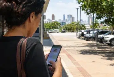 Golpe do WhatsApp, high court, scales of justice — Golpe no WhatsApp: transferiu dinheiro para um falso familiar, quem responde pel