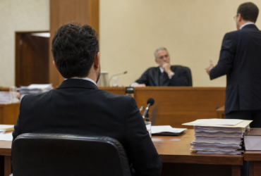 honorários de sucumbência na desistência homologada após contestação