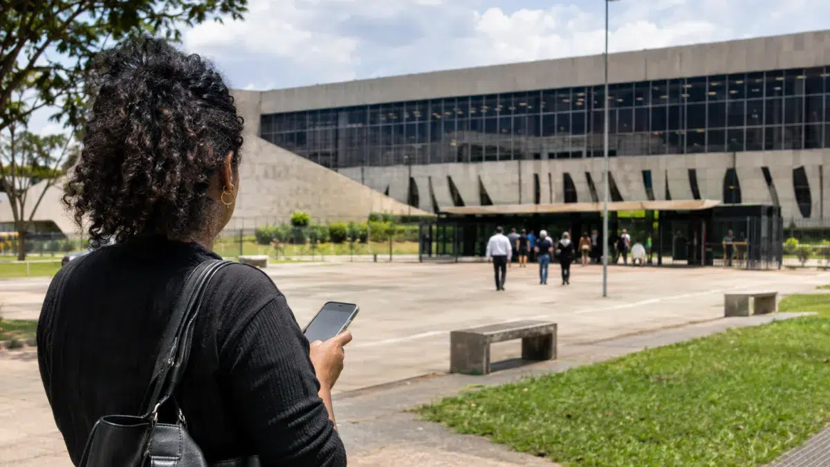 Banco autorizou Pix fora do padrão do cliente: quando pode ser responsabilizado? Pix fora do padrão, high court, courthouse — Banco autorizou Pix fora do padrão do cliente: quando pode ser responsabilizado?