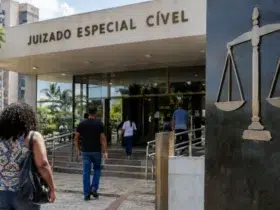 Como processar um banco no Juizado Especial e quando é possível agir sem advogado? Processar banco, consumer rights, scales of justice — Como processar um banco no Juizado Especial e quando é possível agir sem advogad